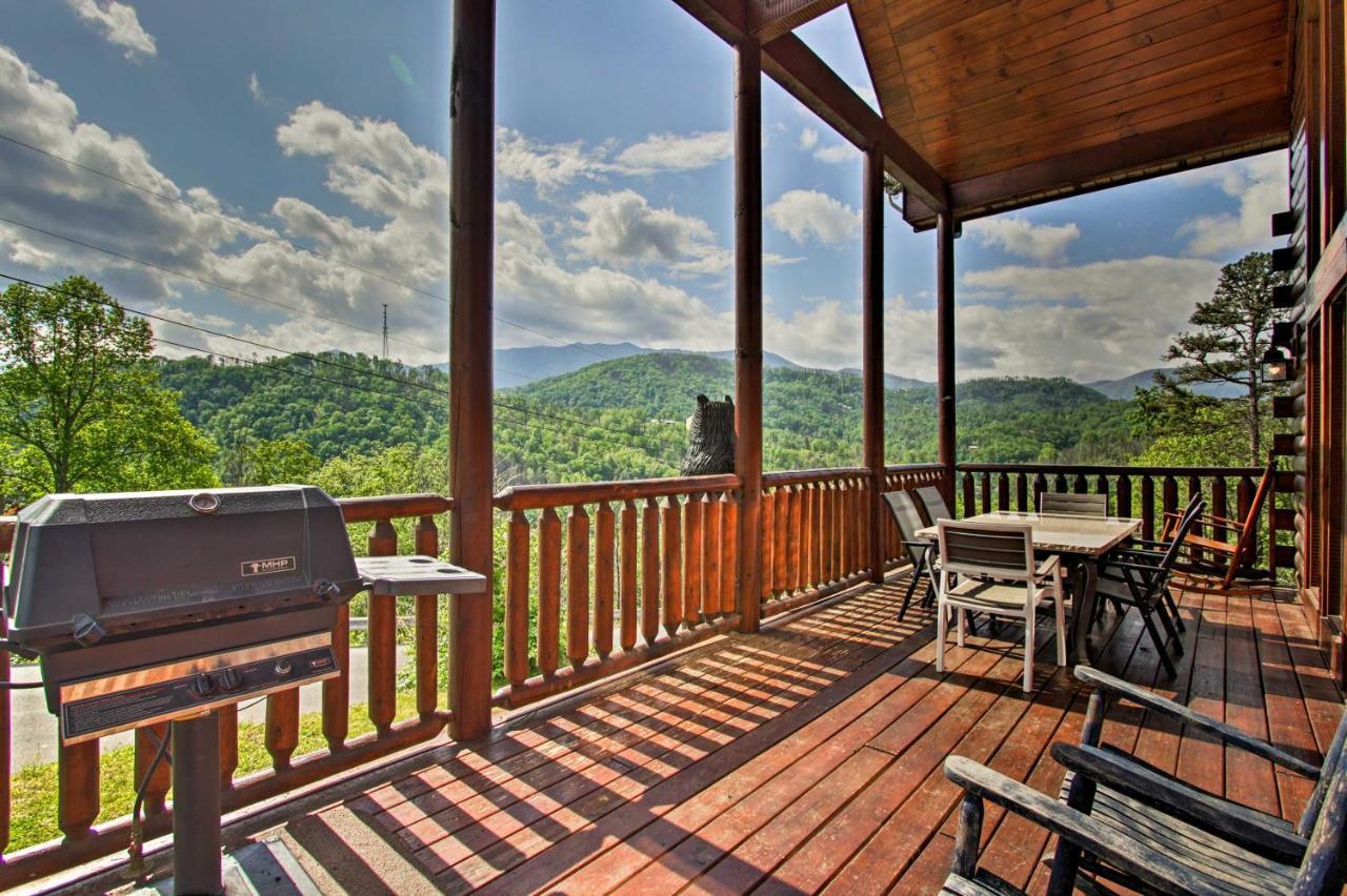 Expansive Gatlinburg Cabin Hot Tub, Deck And Grill! 外观 照片