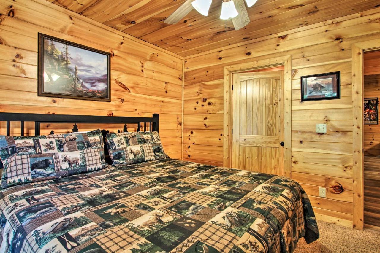 Expansive Gatlinburg Cabin Hot Tub, Deck And Grill! 外观 照片