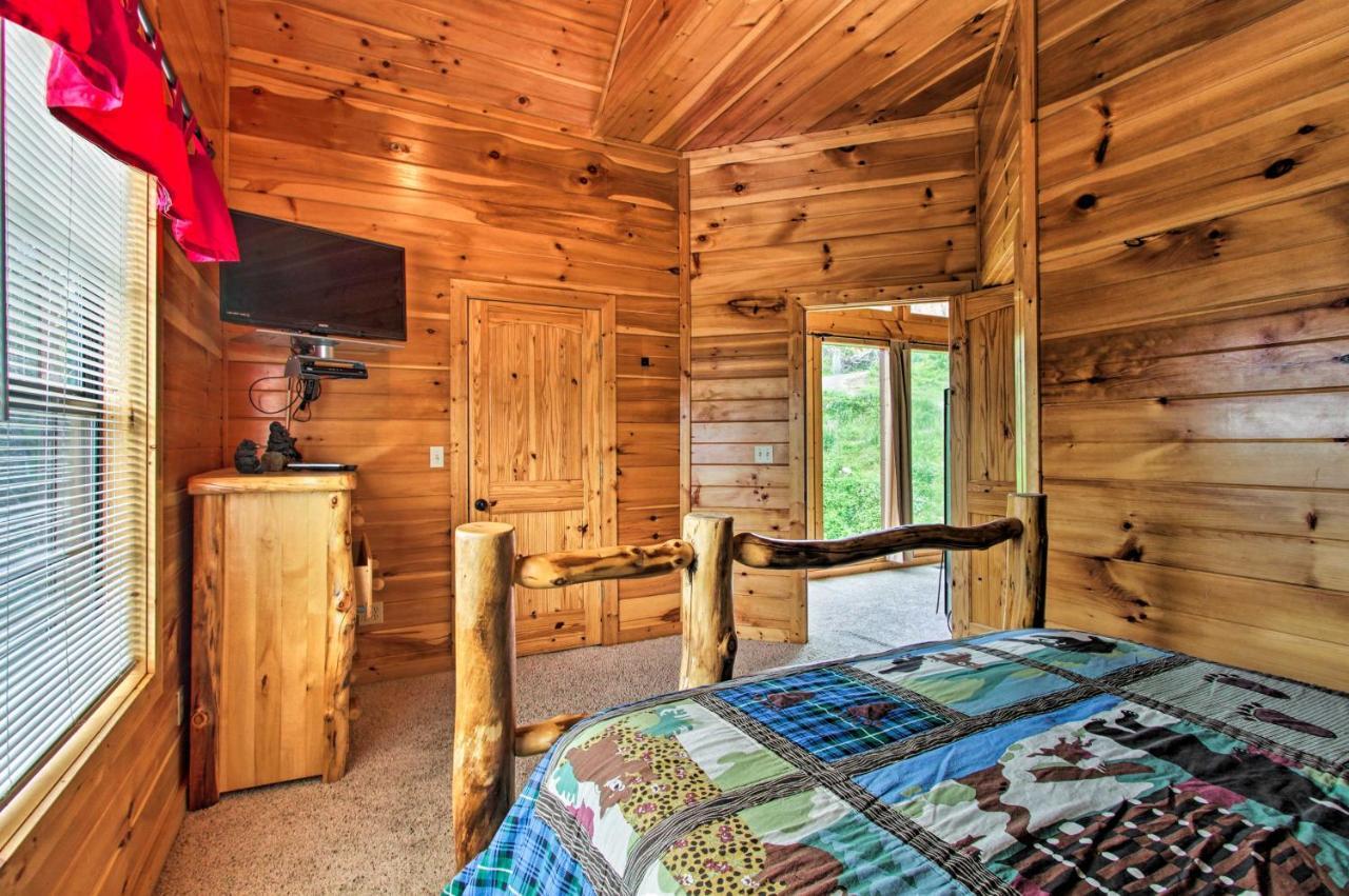 Expansive Gatlinburg Cabin Hot Tub, Deck And Grill! 外观 照片